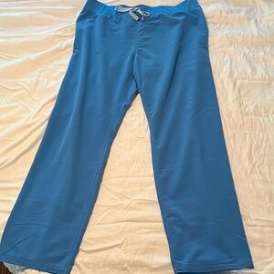 Figs Women’s Livingston Scrub Pant (extreme blue)